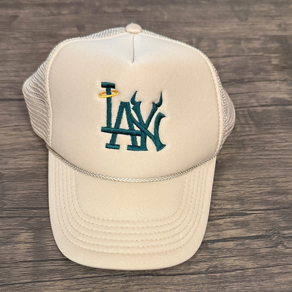 Cream and Teal Mesh Trucker Hat